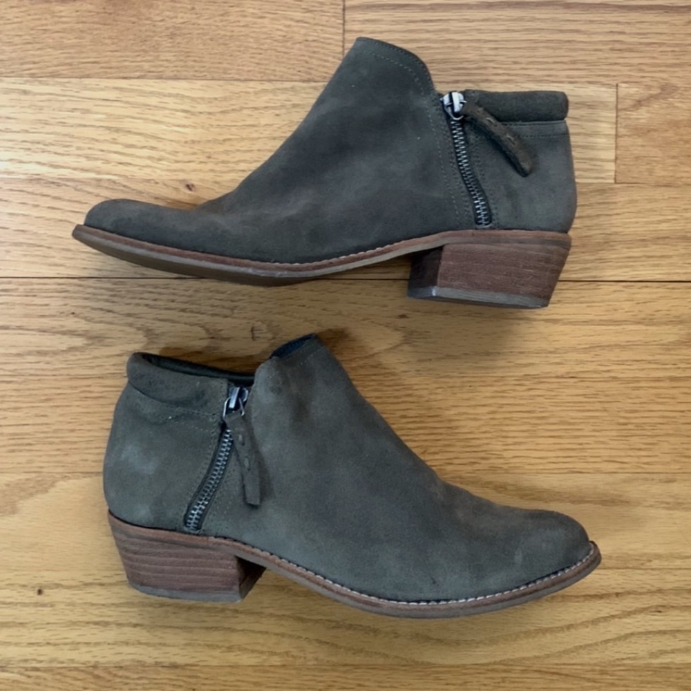 Steve Madden booties